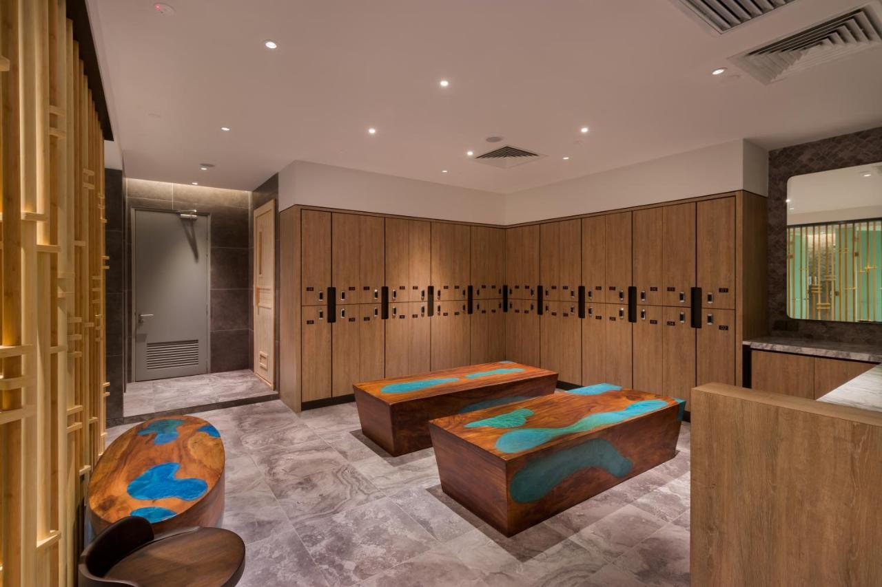 M Resort & Hotel Kuala Lumpur Dış mekan fotoğraf Locker room